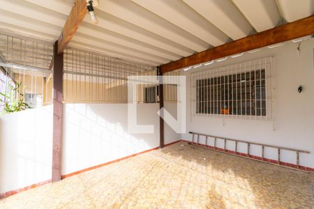 Garagem de casa para alugar com 2 quartos, 130m² em Jardim Vila Formosa, São Paulo