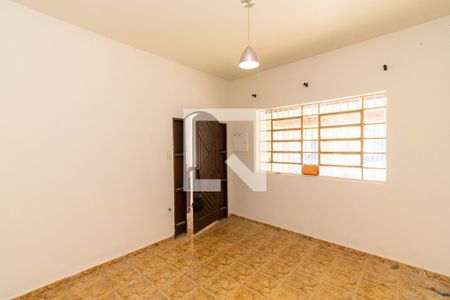 Sala de casa para alugar com 2 quartos, 130m² em Jardim Vila Formosa, São Paulo