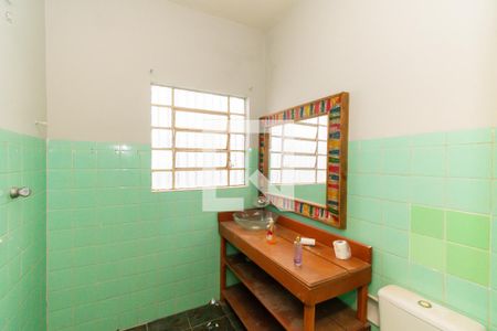 Banheiro 2 de casa para alugar com 2 quartos, 130m² em Jardim Vila Formosa, São Paulo