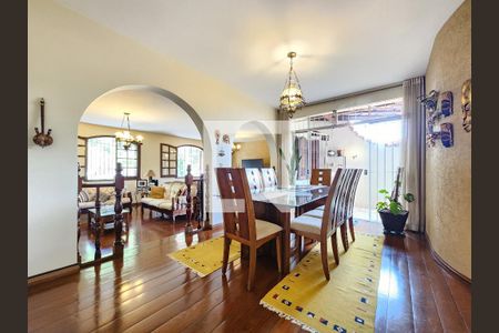 Sala de casa à venda com 5 quartos, 513m² em Santa Lúcia, Belo Horizonte