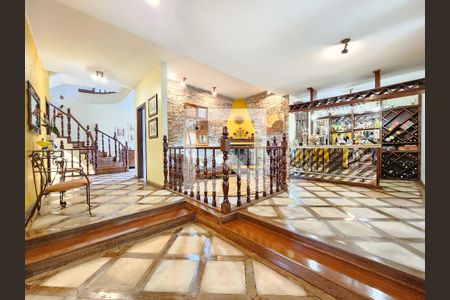 Sala de casa à venda com 5 quartos, 513m² em Santa Lúcia, Belo Horizonte