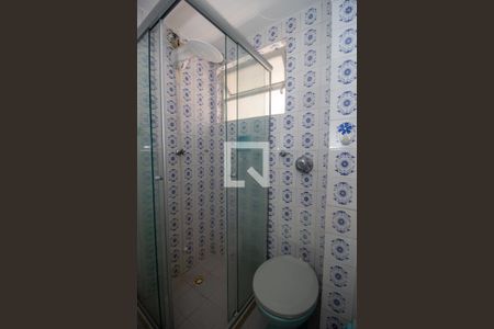 Banheiro de apartamento à venda com 1 quarto, 42m² em Partenon, Porto Alegre