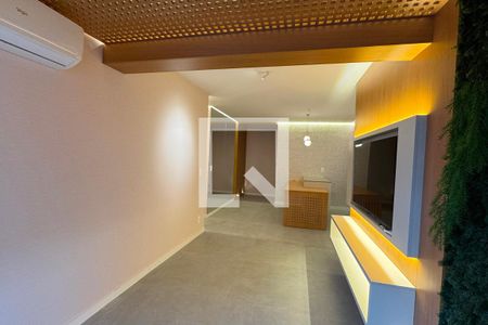 Sala de apartamento para alugar com 2 quartos, 75m² em Alphaville Industrial, Barueri