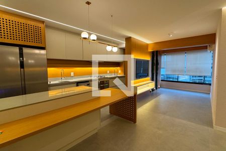 Sala de apartamento para alugar com 2 quartos, 75m² em Alphaville Industrial, Barueri