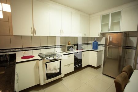 COZINHA de casa à venda com 2 quartos, 270m² em Imirim, São Paulo