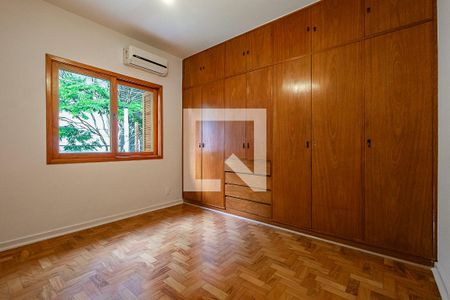 Quarto 2 de casa para alugar com 2 quartos, 92m² em Pinheiros, São Paulo