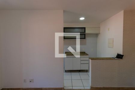 Sala de apartamento para alugar com 2 quartos, 61m² em Jardim Torino, Cotia