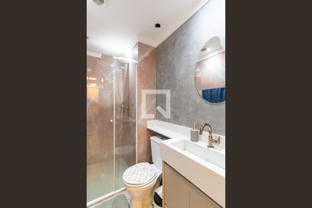 Banheiro de apartamento à venda com 2 quartos, 39m² em Vila das Bandeiras, Guarulhos