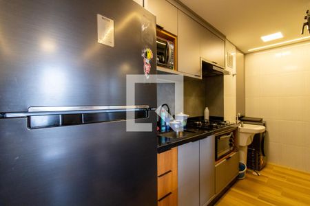 Cozinha de apartamento à venda com 2 quartos, 39m² em Vila das Bandeiras, Guarulhos