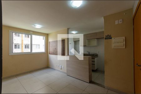 Sala de apartamento para alugar com 2 quartos, 44m² em Jardim Iris, São Paulo