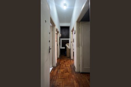 Corredor de apartamento para alugar com 1 quarto, 80m² em Cerqueira César, São Paulo