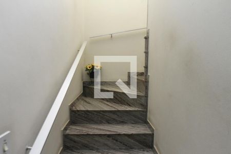 Escada de casa à venda com 3 quartos, 156m² em Vila Prudente, São Paulo