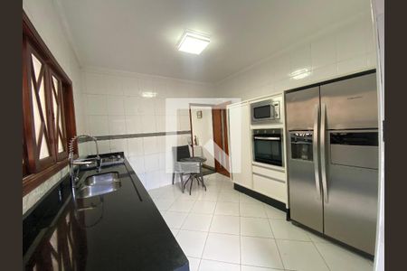 Cozinha de casa à venda com 3 quartos, 280m² em Parque Renato Maia, Guarulhos