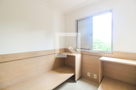 Quarto 1 de apartamento para alugar com 2 quartos, 53m² em Itaquera, São Paulo