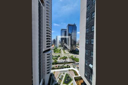 Apartamento à venda com 3 quartos, 162m² em Vila Cordeiro, São Paulo