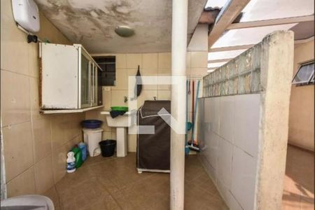 Casa à venda com 3 quartos, 209m² em Jardim das Acacias, São Paulo