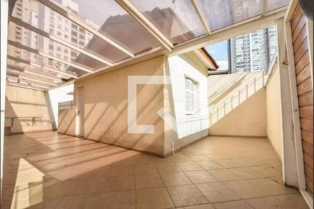 Casa à venda com 3 quartos, 209m² em Jardim das Acacias, São Paulo