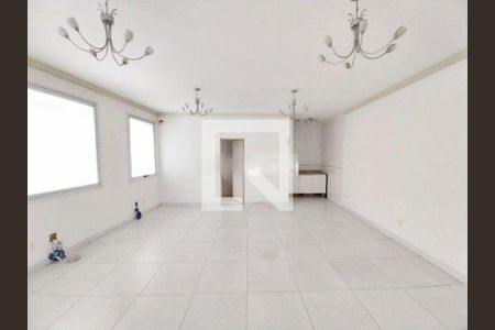 Casa à venda com 6 quartos, 248m² em Parque Colonial, São Paulo