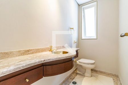 Lavabo de casa à venda com 4 quartos, 400m² em Alto de Pinheiros, São Paulo