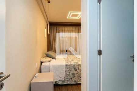 Casa de Condomínio à venda com 3 quartos, 580m² em Santo Amaro, São Paulo