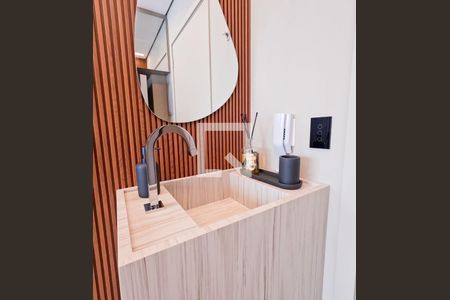 Banheiro de kitnet/studio à venda com 1 quarto, 21m² em Liberdade, São Paulo