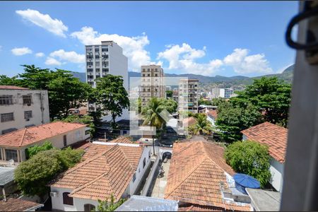 Vista do Quarto 2 de apartamento à venda com 3 quartos, 100m² em Vila Isabel, Rio de Janeiro