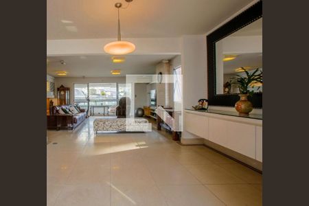 Apartamento à venda com 3 quartos, 230m² em Perdizes, São Paulo