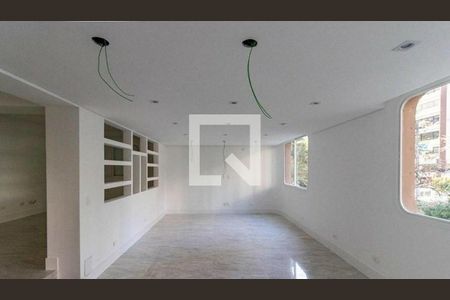 Apartamento à venda com 3 quartos, 210m² em Indianópolis, São Paulo
