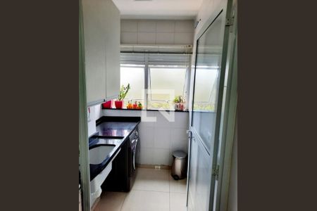 Apartamento à venda com 3 quartos, 74m² em Vila Castelo, São Paulo