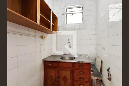 Cozinha de apartamento à venda com 1 quarto, 30m² em Praça da Bandeira, Rio de Janeiro