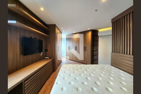 Sala/Quarto de apartamento à venda com 1 quarto, 73m² em Vila Nova Conceição, São Paulo