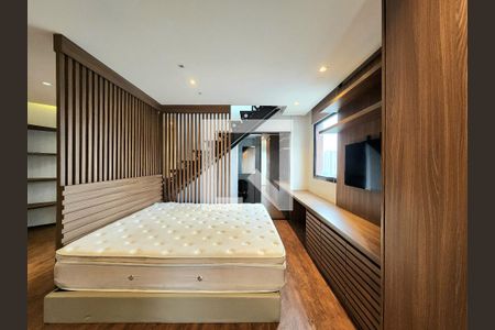 Sala/Quarto de apartamento à venda com 1 quarto, 73m² em Vila Nova Conceição, São Paulo