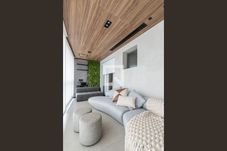 Apartamento à venda com 2 quartos, 134m² em Vila Nova Conceição, São Paulo