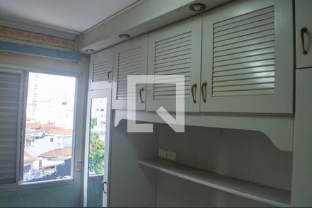 Quarto 1 de apartamento para alugar com 2 quartos, 51m² em Vila Carrão, São Paulo