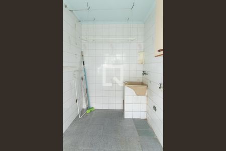 Área de Serviço de casa à venda com 3 quartos, 200m² em Vila Paranagua, São Paulo