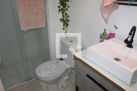 Banheiro de apartamento para alugar com 2 quartos, 82m² em Bairro Nakamura Park, Cotia