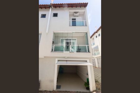 Fachada de casa de condomínio à venda com 2 quartos, 113m² em Vila Granada, São Paulo
