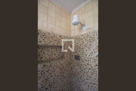 Banheiro de casa para alugar com 3 quartos, 70m² em São Miguel, São Gonçalo
