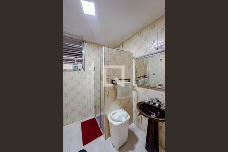 Banheiro de apartamento à venda com 3 quartos, 130m² em Canindé, São Paulo