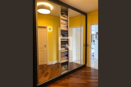 Apartamento para alugar com 3 quartos, 288m² em Higienópolis, São Paulo