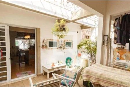 Casa à venda com 2 quartos, 155m² em Vila do Bosque, São Paulo