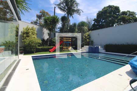 Área comum de casa à venda com 4 quartos, 637m² em Interlagos, São Paulo