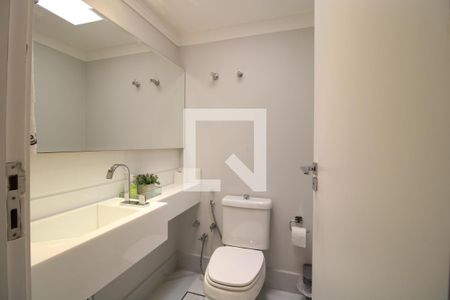 Lavabo de casa à venda com 4 quartos, 637m² em Interlagos, São Paulo