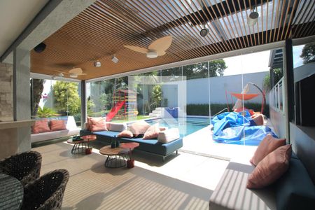 Sala de casa à venda com 4 quartos, 637m² em Interlagos, São Paulo