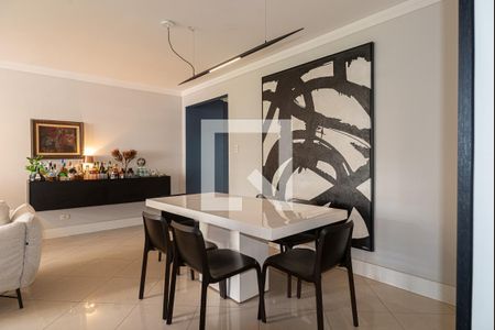 Sala de apartamento à venda com 2 quartos, 105m² em Bela Vista, São Paulo