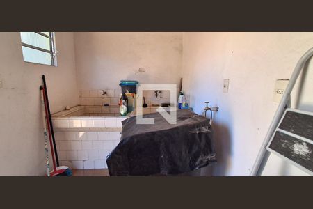 Área de Serviço de casa à venda com 2 quartos, 400m² em Barcelona, São Caetano do Sul