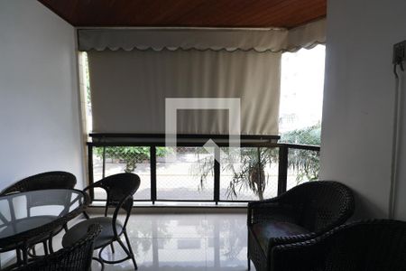 Varanda de apartamento para alugar com 3 quartos, 100m² em Jardim Praiano, Guarujá