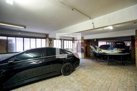 Garagem de casa de condomínio à venda com 8 quartos, 900m² em Vila Matilde, São Paulo