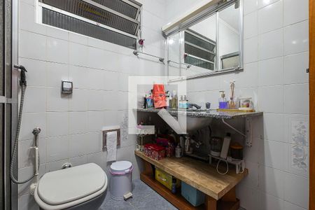 Casa 1 - Banheiro de casa à venda com 6 quartos, 230m² em Vila Madalena, São Paulo