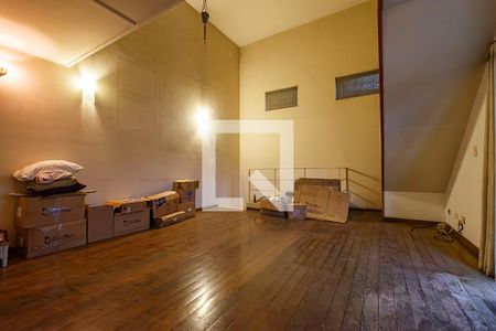Casa 2 - Sala de casa à venda com 6 quartos, 230m² em Vila Madalena, São Paulo